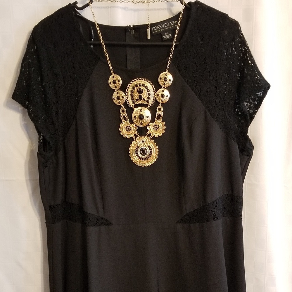 Forever 21 Plus Black Skater Dress